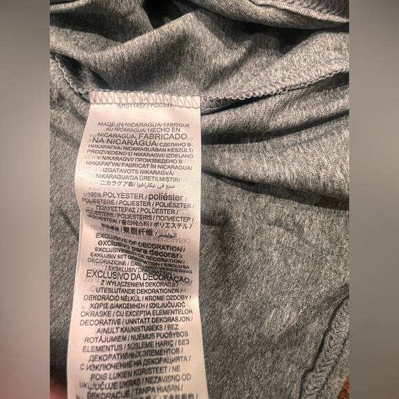 San Antonio Spurs Basketball Gray Men’s Shirt Size Large NWOT - Picture 4 of 5